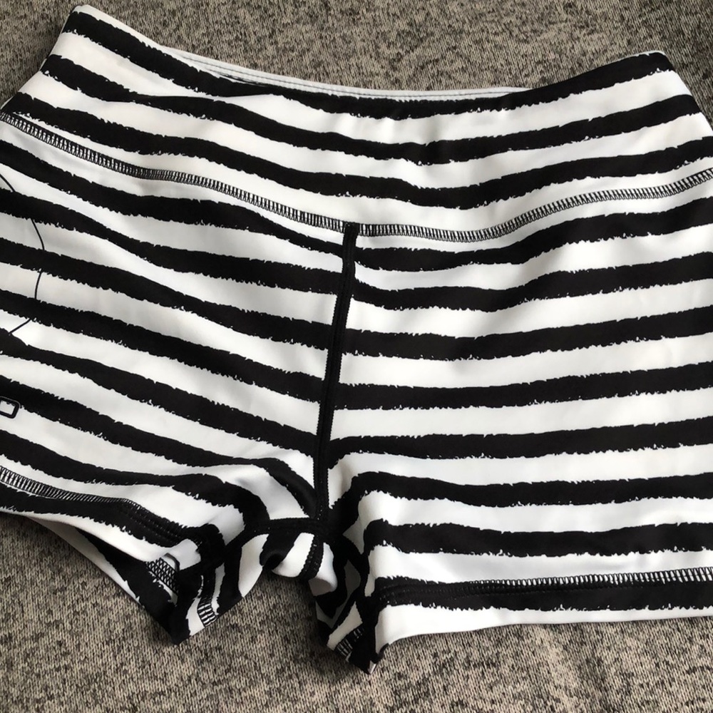 Barbell voodoo shorts medium